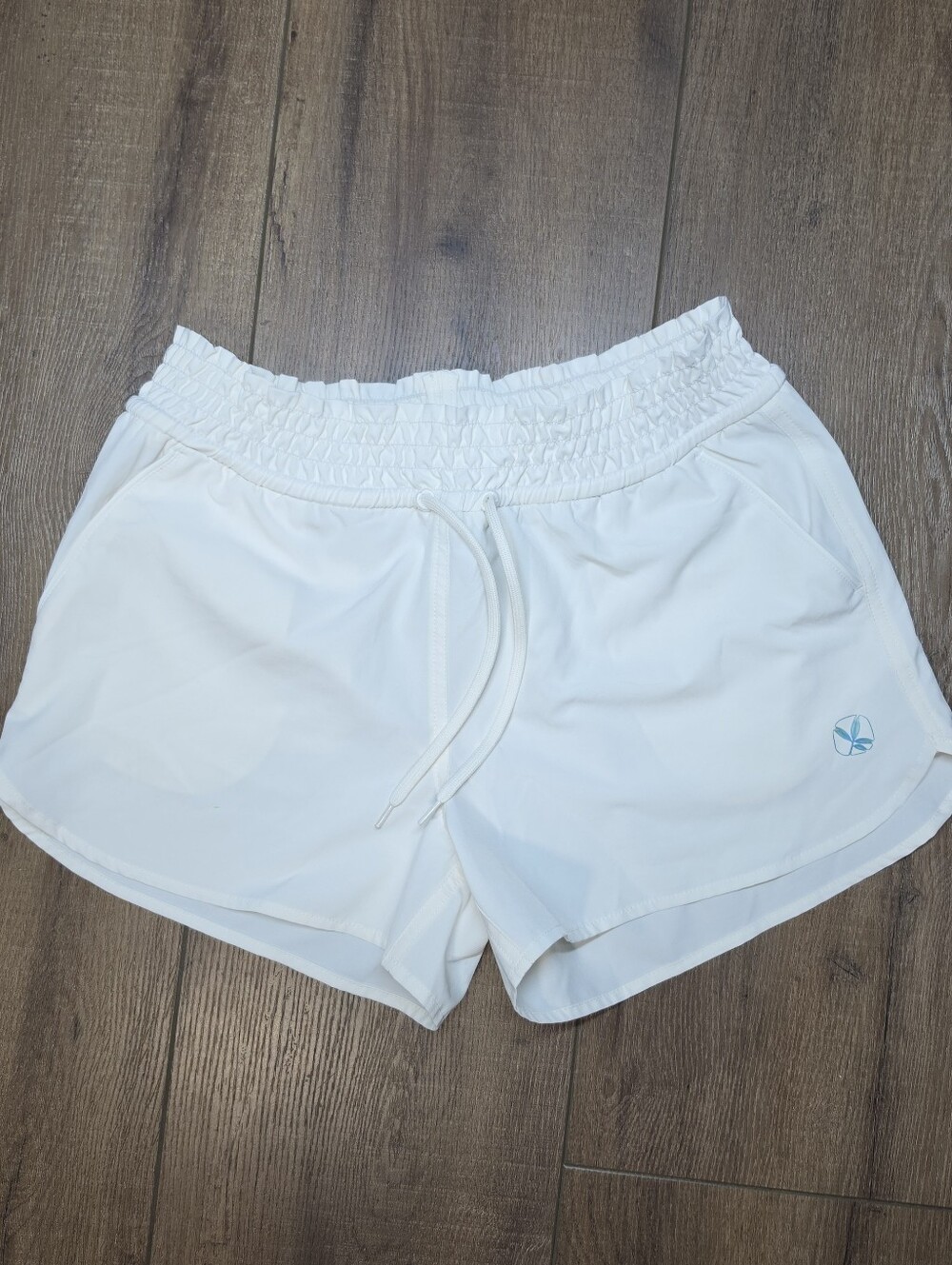 Carve Designs Bali Shorts Small White Quick Dry Swim Board Shorts